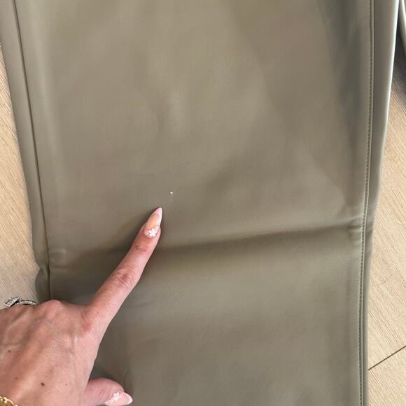 Express Women's Khaki Super High Rise Modern Straight Faux Leather Pants Sz 12L - Picture 6 of 10